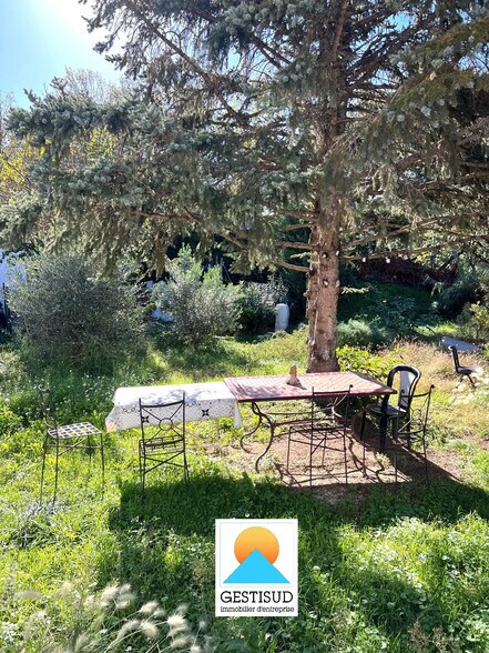 Office in Aubagne for lease - Building Photo - Image 2 of 7