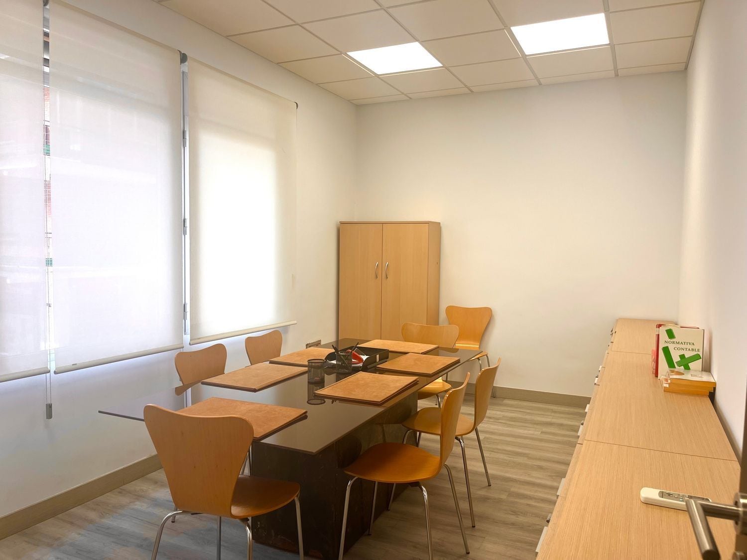 Office in Toledo, Toledo for lease Interior Photo- Image 1 of 7