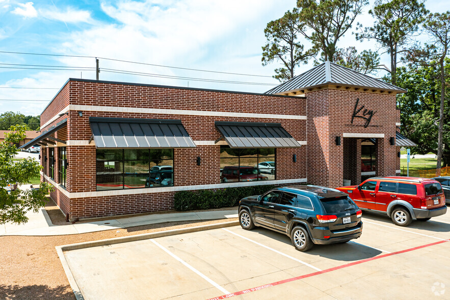 2411-2421 Fort Worth Dr, Denton, TX for lease - Building Photo - Image 2 of 51