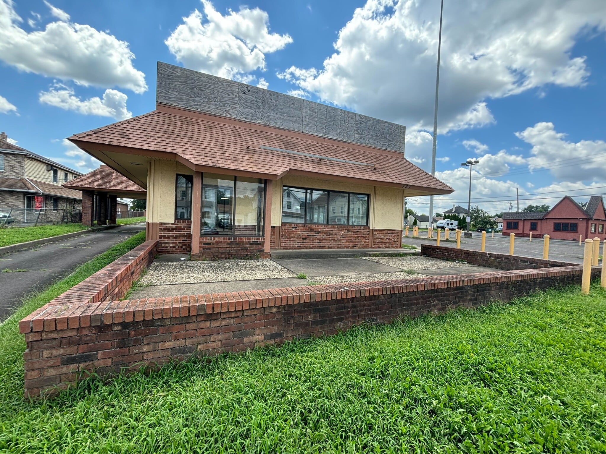 121 W Lincoln Hwy, Penndel, PA for lease Building Photo- Image 1 of 6