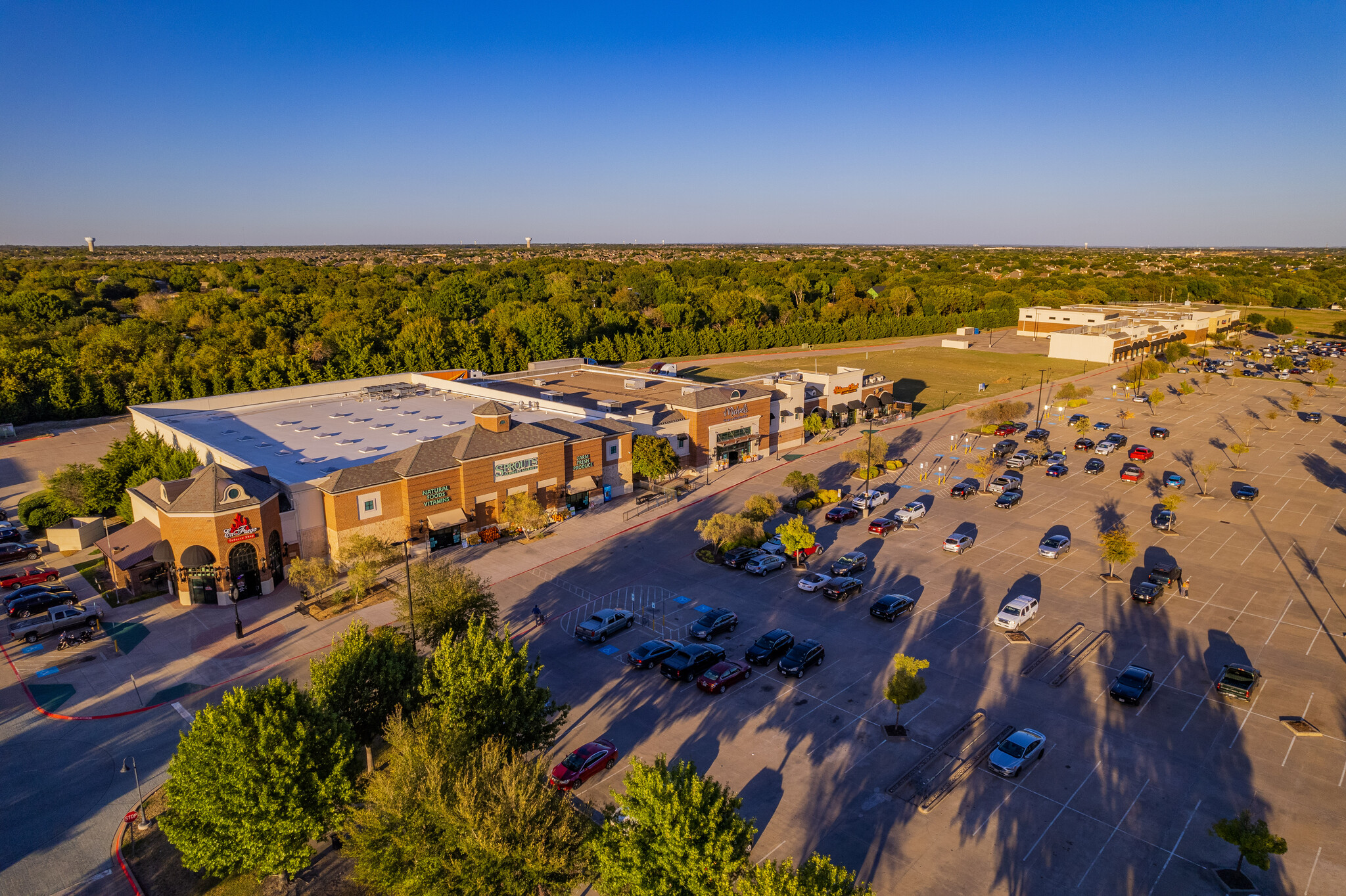 205 E FM 544 Hwy, Murphy, TX for lease Building Photo- Image 1 of 7