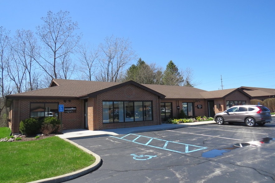7779 E Ridgewood Rd, Hobart, IN for lease - Building Photo - Image 2 of 9