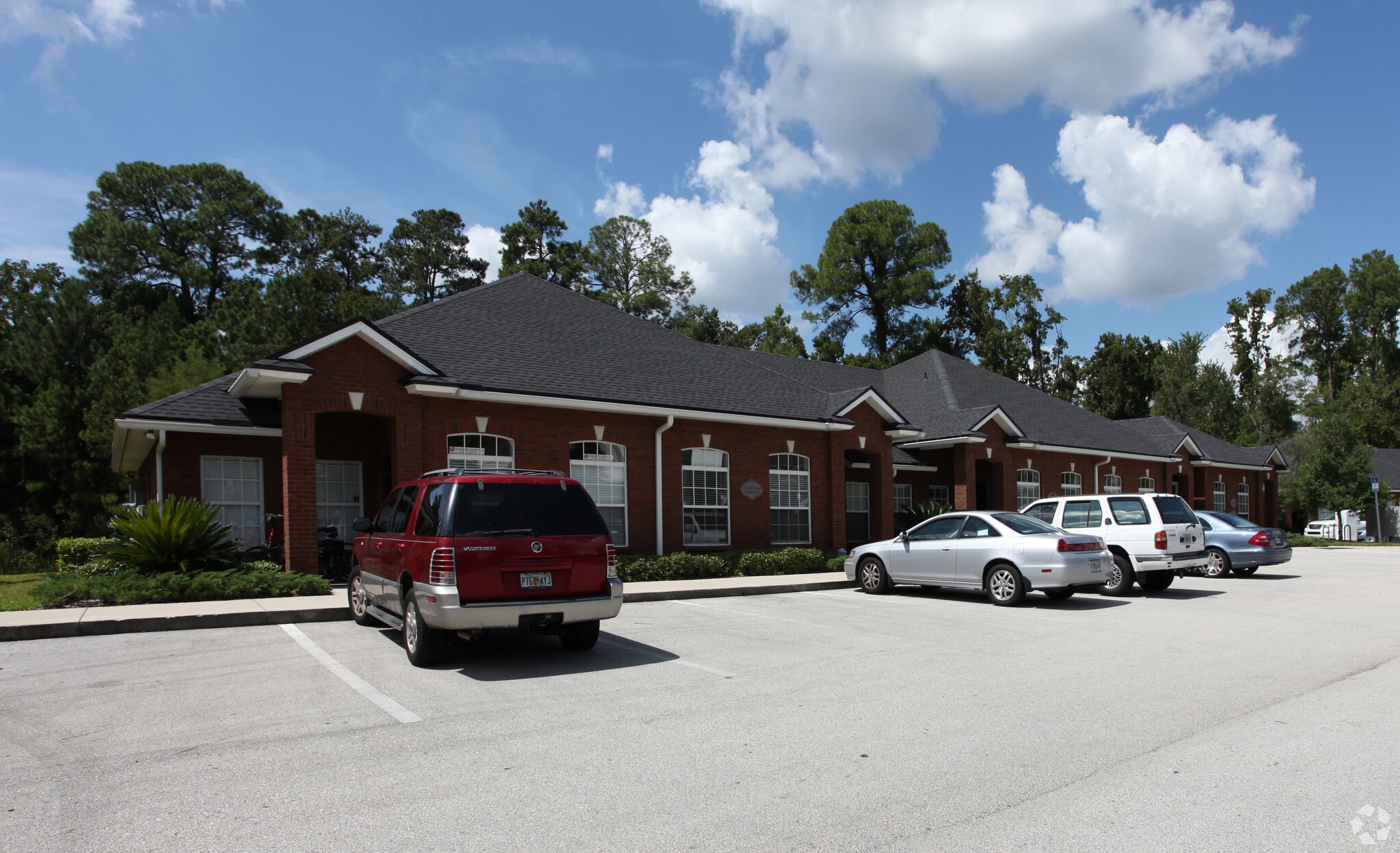 2950 Halcyon Ln, Jacksonville, FL for lease Primary Photo- Image 1 of 5