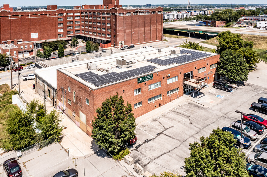 450 E 4th St, Kansas City, MO for lease - Building Photo - Image 1 of 19