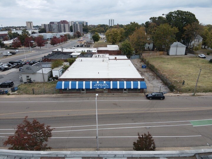 296 East St, Memphis, TN 38126