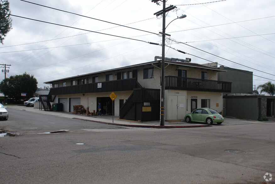 1221 Cushman Ave, San Diego, CA for lease - Primary Photo - Image 1 of 22