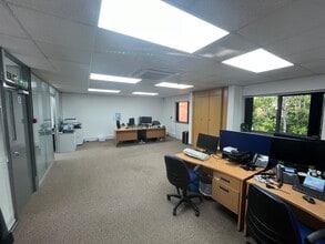 Amber Close, Tamworth for lease Interior Photo- Image 1 of 2