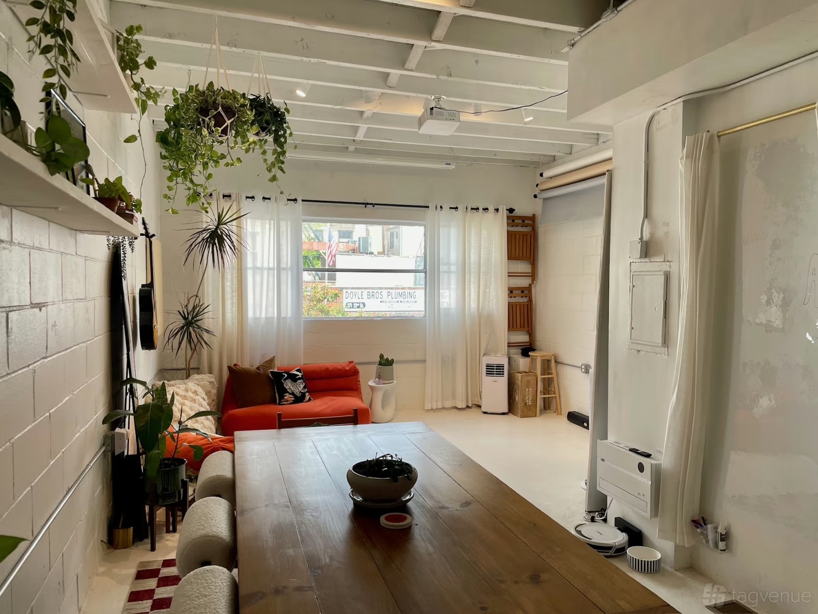 166A 22nd St, Brooklyn, NY for lease Interior Photo- Image 1 of 9