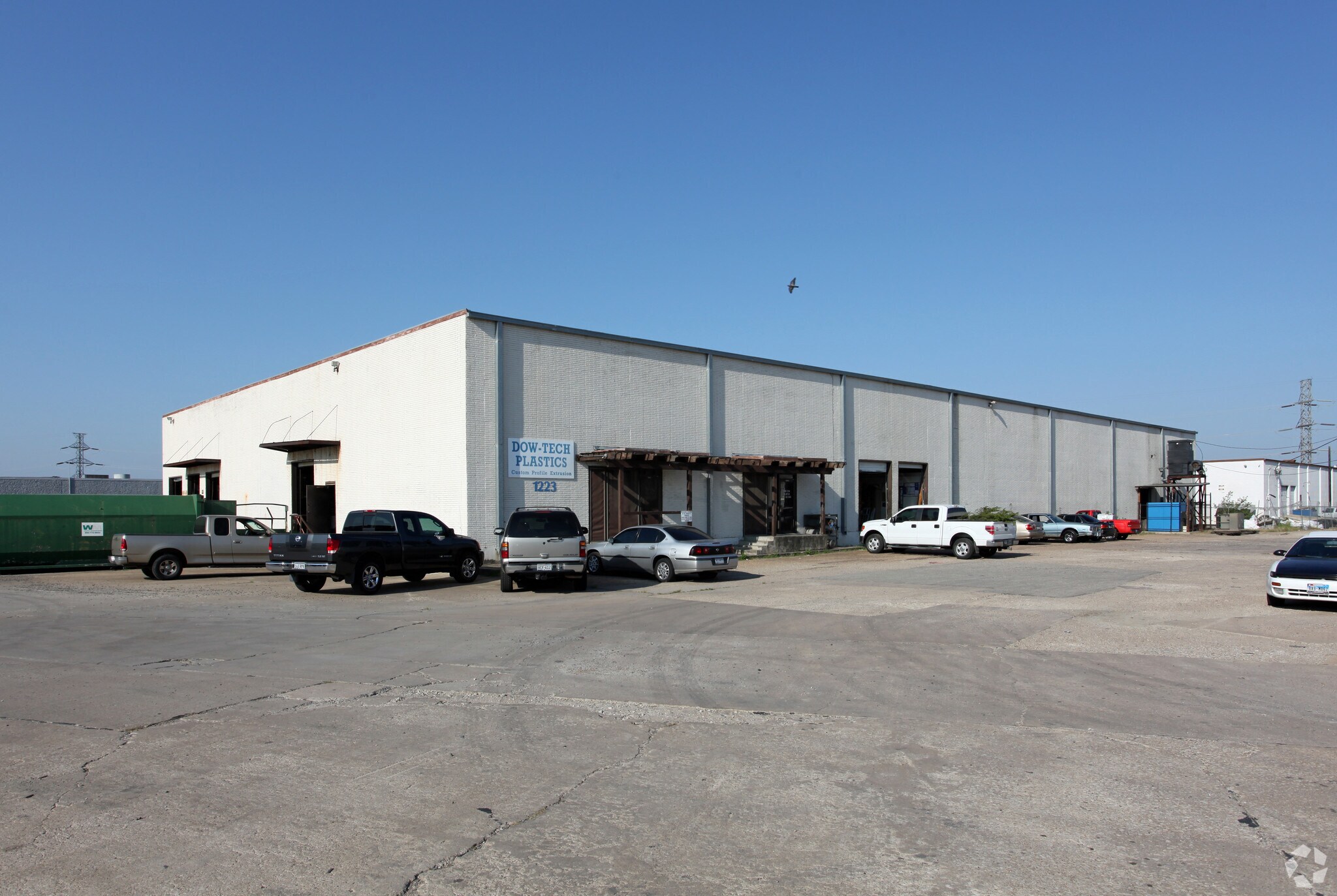 1223 Tappan Cir, Carrollton, TX for sale Primary Photo- Image 1 of 1