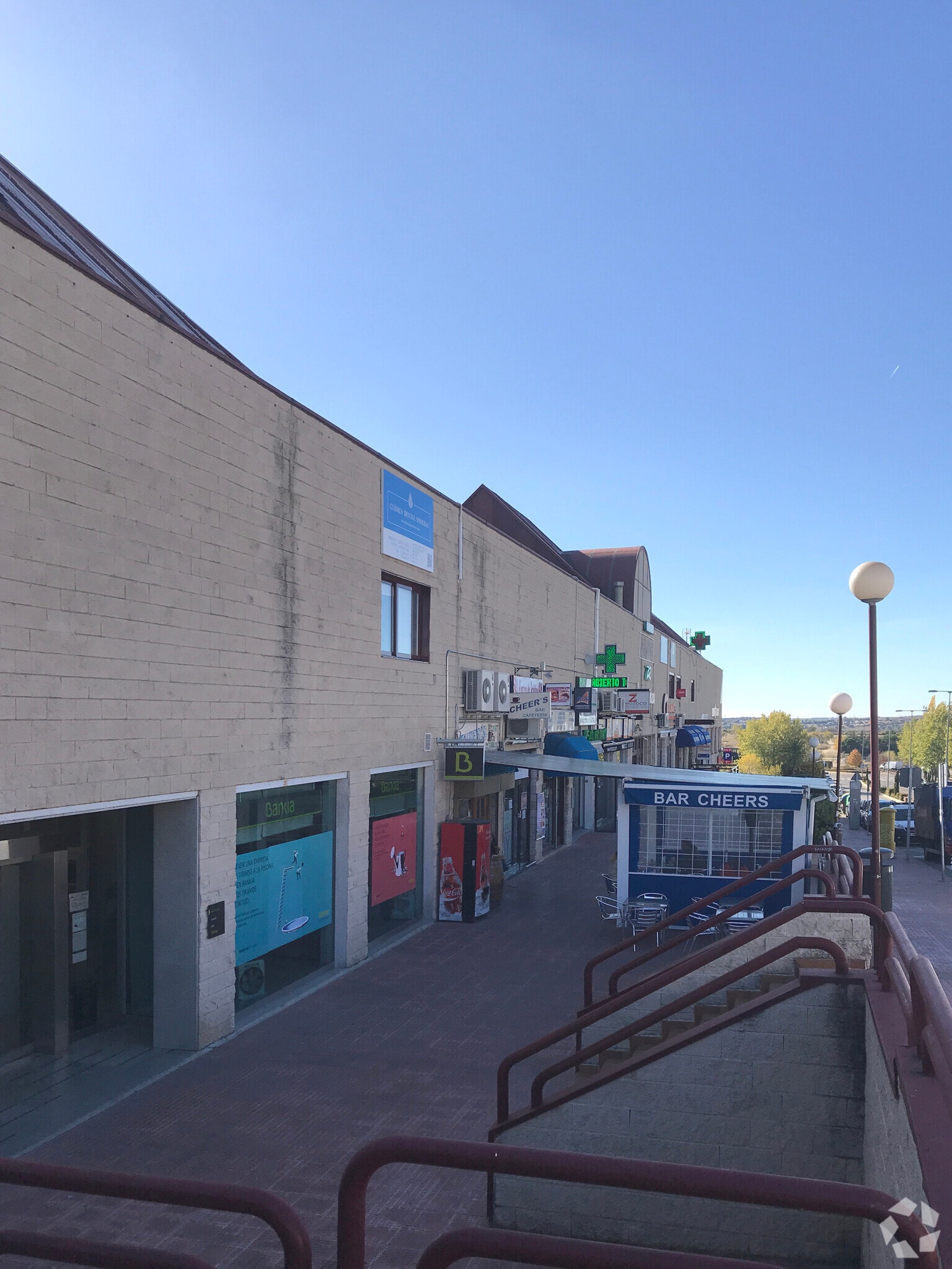 Retail in Las Rozas de Madrid, Madrid for sale Building Photo- Image 1 of 2