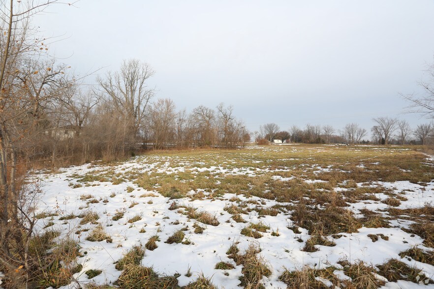 Fairlane Dr, Louisburg, KS for sale - Primary Photo - Image 1 of 1