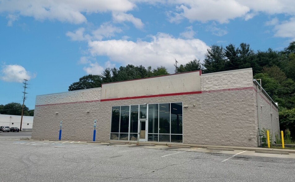 816 Ohio River Blvd, Rochester, PA for lease - Primary Photo - Image 1 of 1