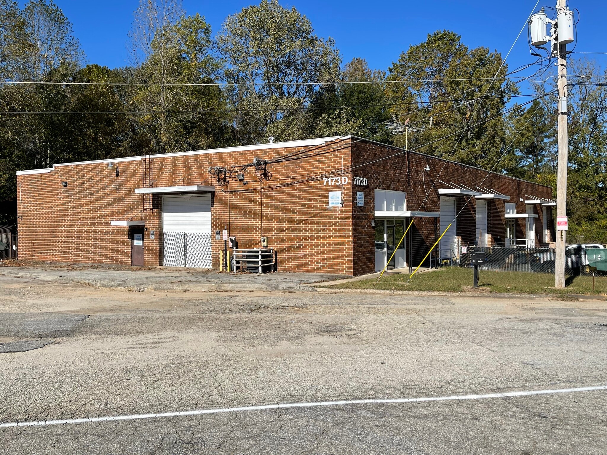 7173 Covington Hwy, Lithonia, GA 30058 - Industrial Flex Space - Mini