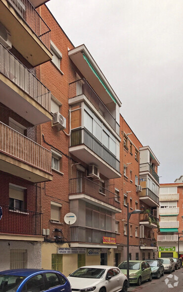 Multifamily in Alcorcón, MAD for sale - Building Photo - Image 3 of 3