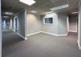 176 East Main St, Westborough, MA for lease Interior Photo- Image 2 of 20