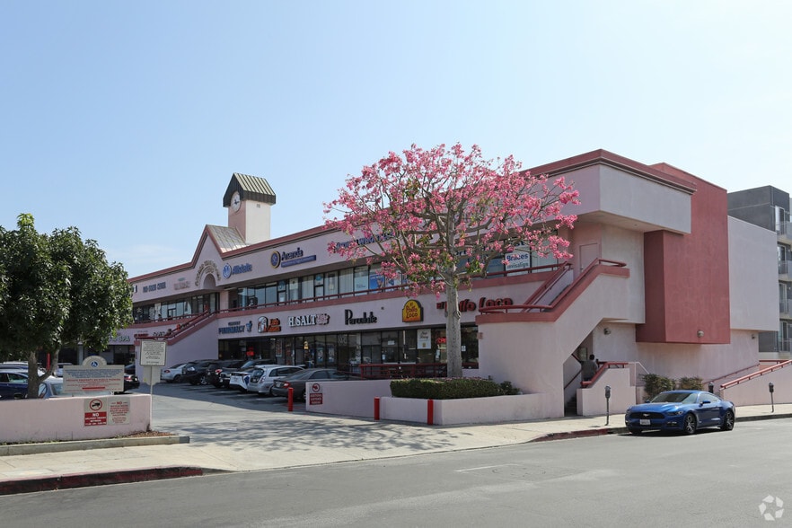 11870 Santa Monica Blvd, Santa Monica, CA for lease - Primary Photo - Image 2 of 13