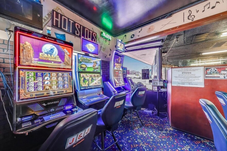 1715 W Roosevelt Rd, Broadview, IL for lease - Building Photo - Image 3 of 28