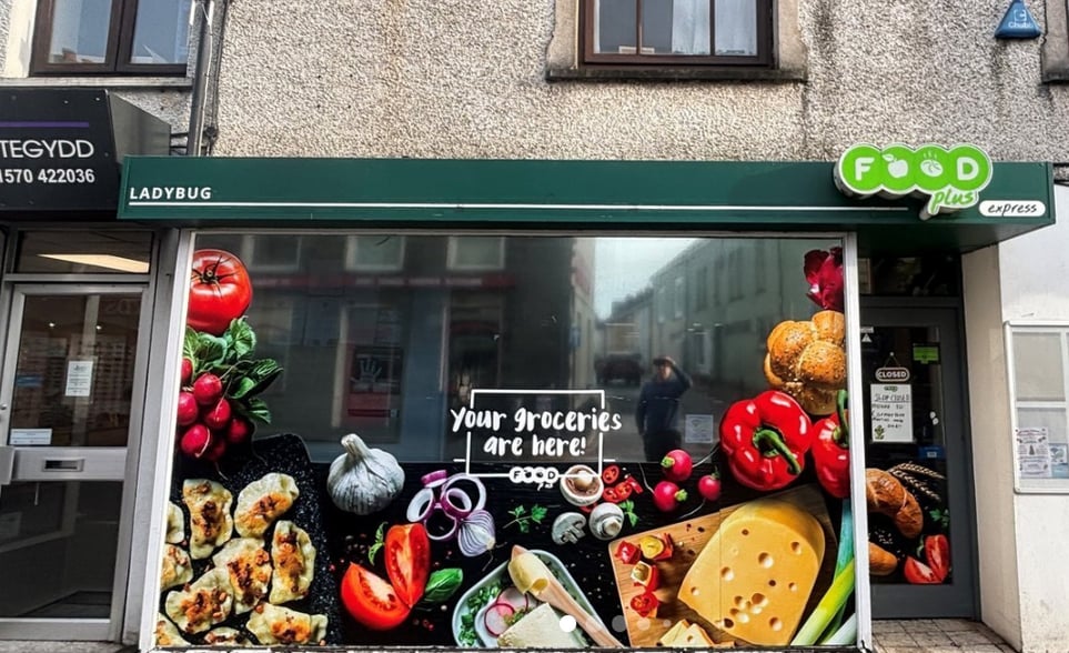 9 Bridge St, Lampeter for sale - Primary Photo - Image 1 of 1