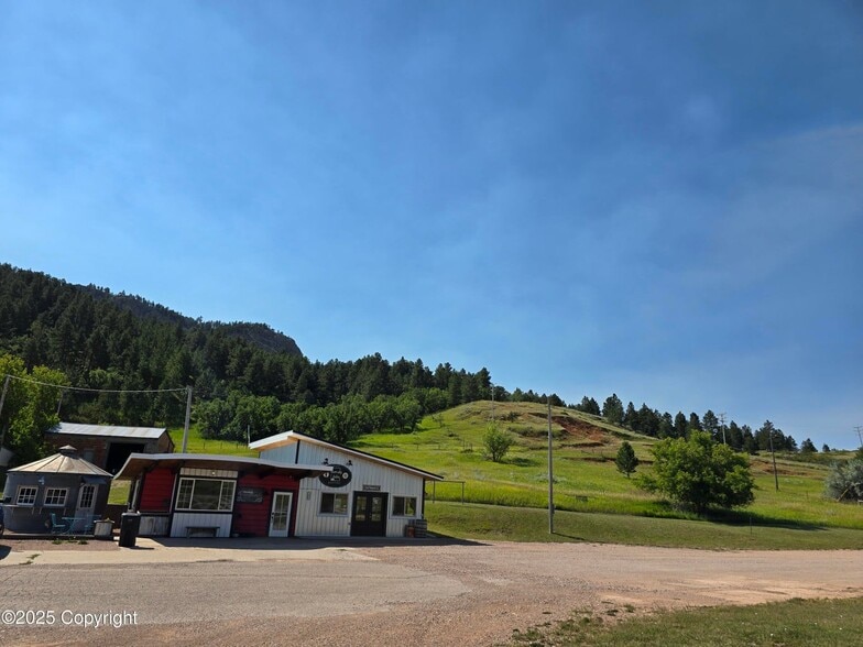 330 W US-14 Hwy, Sundance, WY for sale - Building Photo - Image 2 of 31