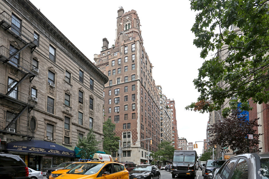 1166-1174 Lexington Ave, New York, NY for lease - Primary Photo - Image 1 of 8