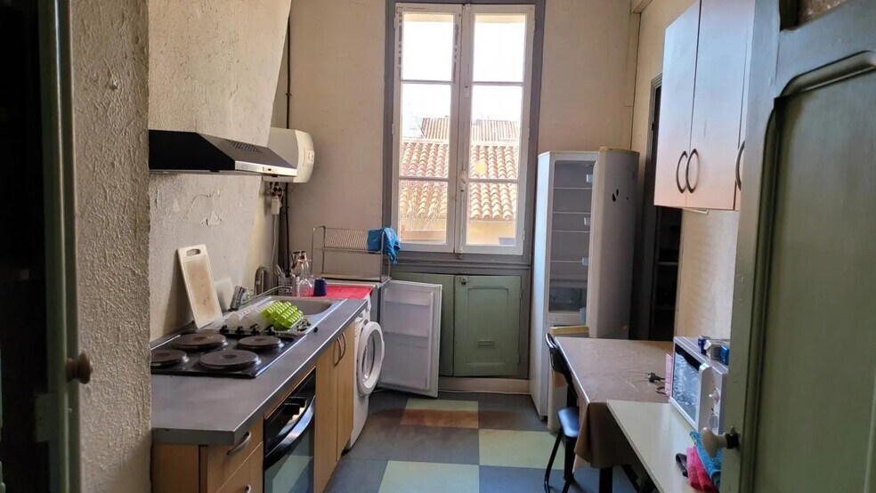 Office in Toulon for lease - Building Photo - Image 3 of 5