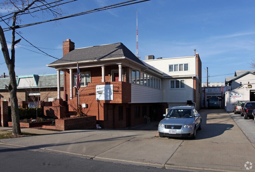 933 Gist Ave, Silver Spring, MD 20910