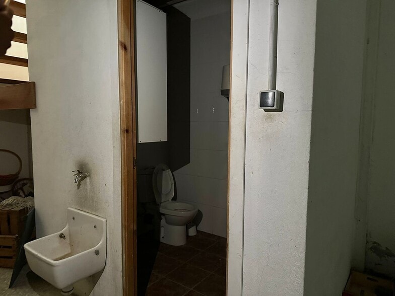 Rúa Andrés Gaos, 24, A Coruña, La Coruna for lease - Building Photo - Image 1 of 13