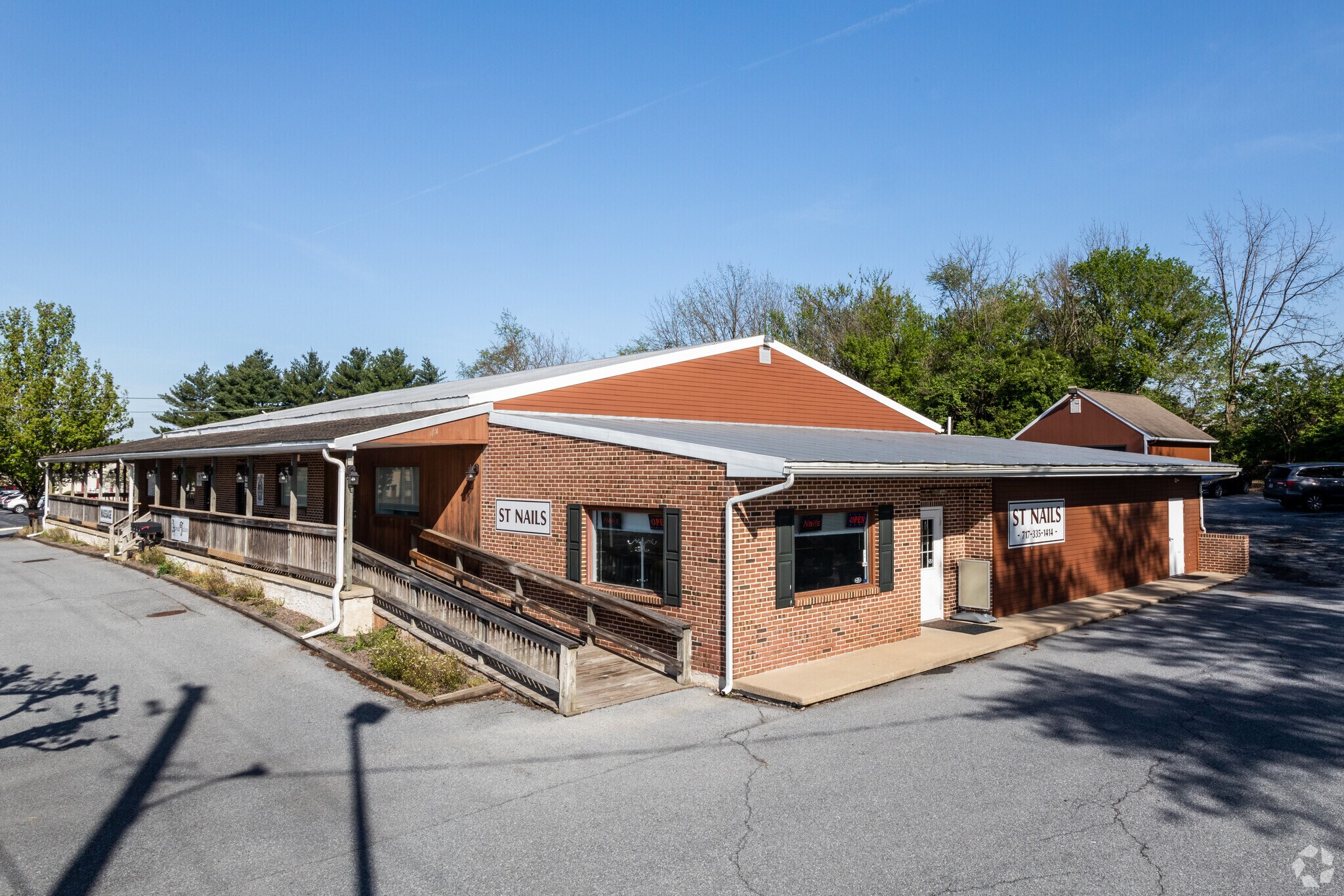 906-930 N Reading Rd, Ephrata, PA for sale Building Photo- Image 1 of 1