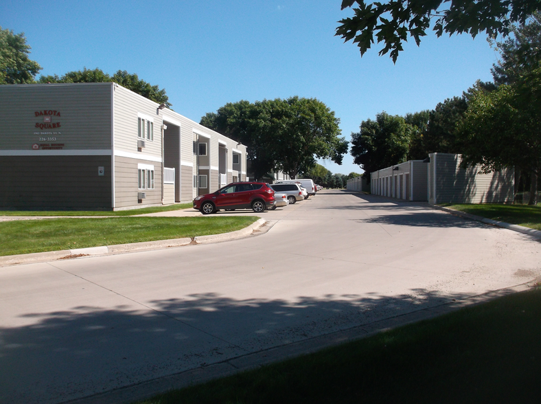 1902 N Dakota St, Aberdeen, SD for sale - Building Photo - Image 1 of 1