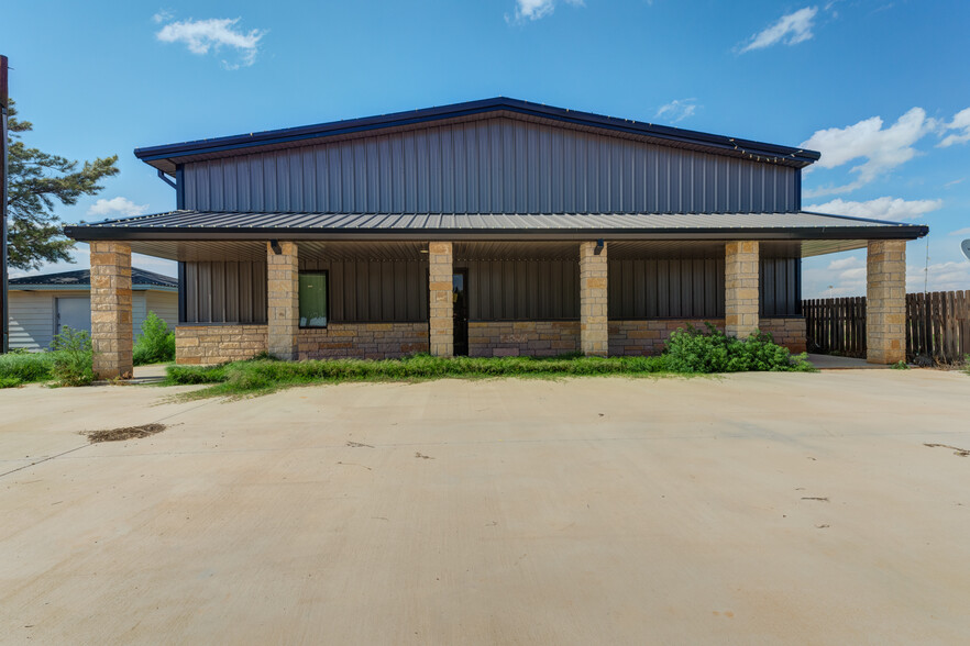 1207 E Farm to Market 1585, Lubbock, TX for sale - Building Photo - Image 1 of 36