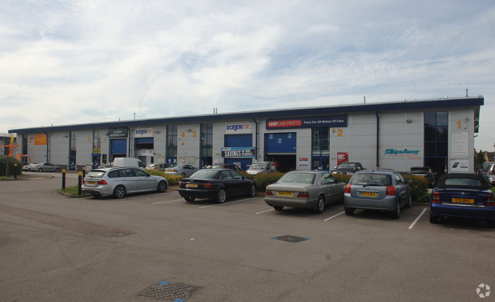 London Rd, Bedford for lease - Building Photo - Image 3 of 6