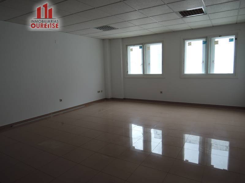 Office in Ourense, Orense for lease Building Photo- Image 1 of 5