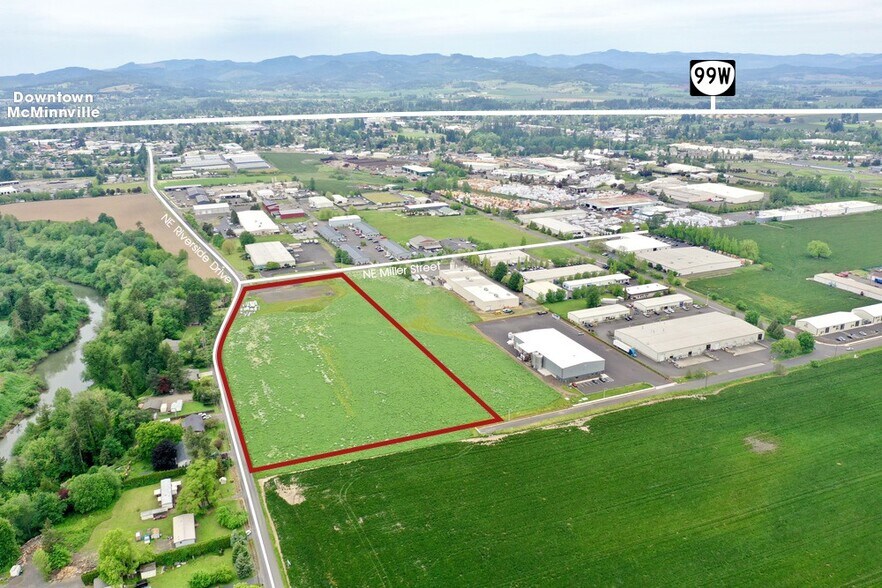 NE Riverside Dr, Mcminnville, OR for sale - Building Photo - Image 1 of 1