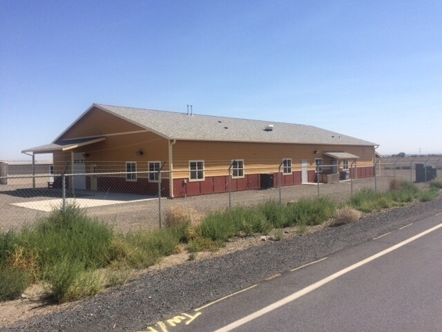 775 Beach Access Rd, Umatilla, OR for sale Primary Photo- Image 1 of 1