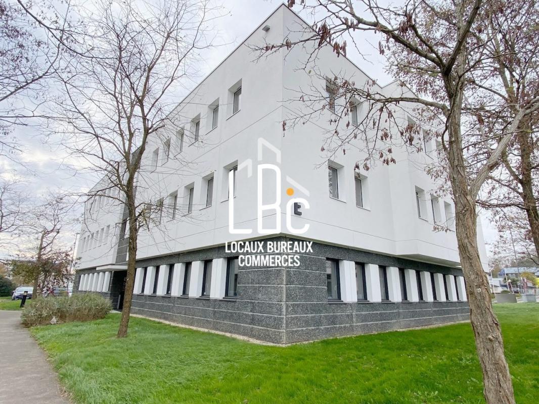11 Rue Du Chemin Rouge, Nantes for sale Building Photo- Image 1 of 10