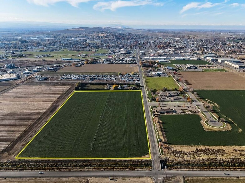 2573 E Edison Rd, Sunnyside, WA for sale - Aerial - Image 2 of 4