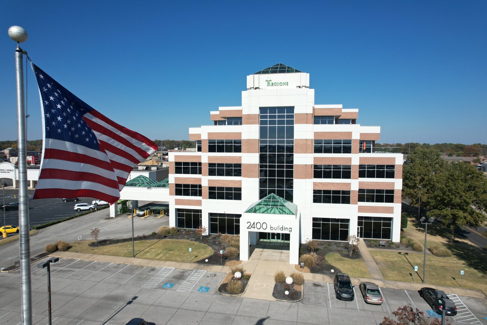 2400 E Highland Dr, Jonesboro, AR for sale Building Photo- Image 1 of 12