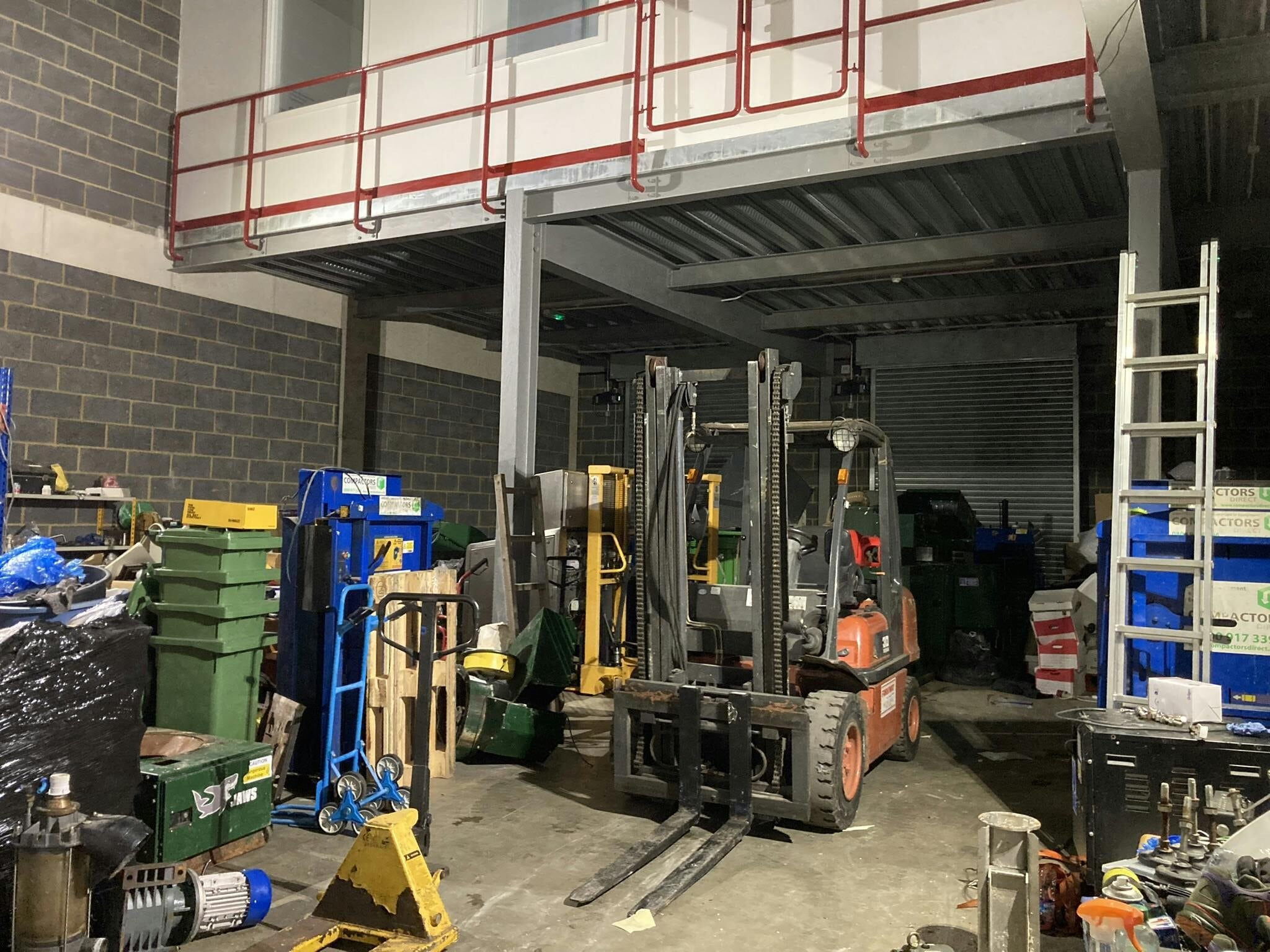 Moor Rd, Chesham for lease Interior Photo- Image 1 of 6