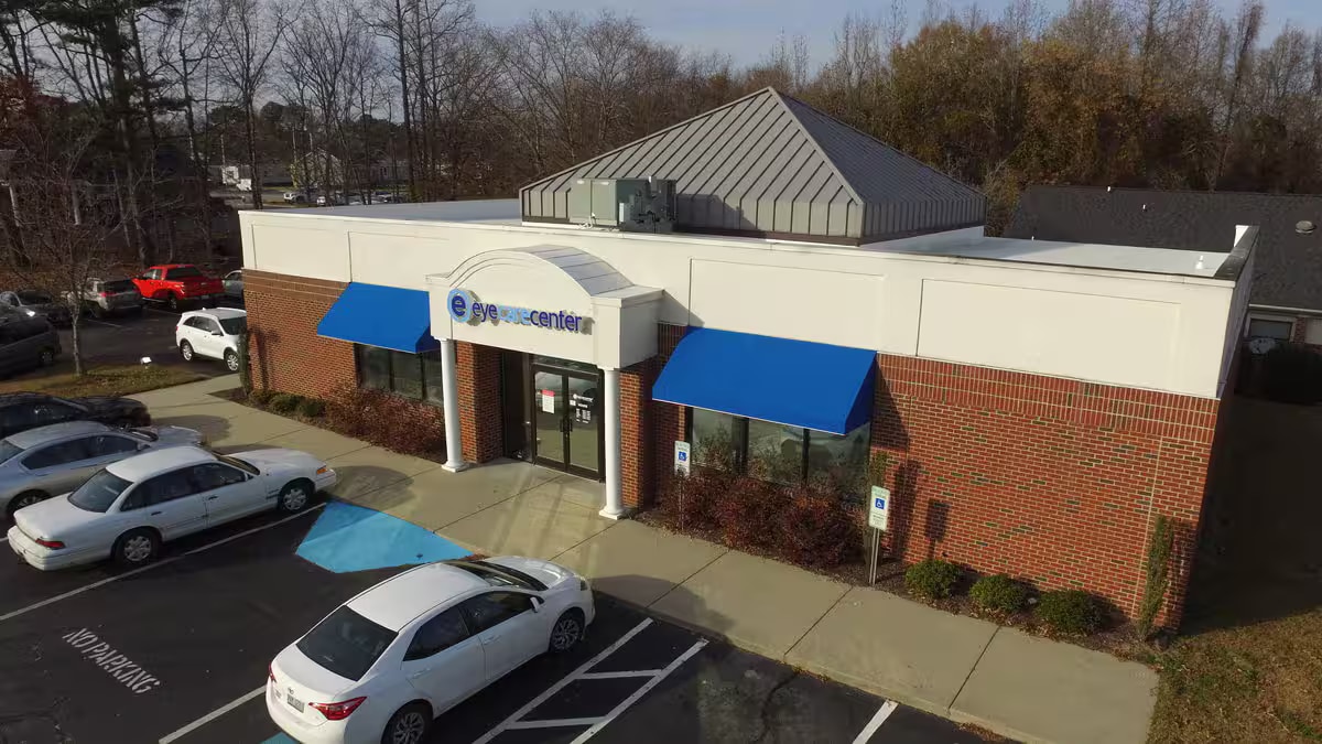 106 Long Cir, Roanoke Rapids, NC for sale Building Photo- Image 1 of 12