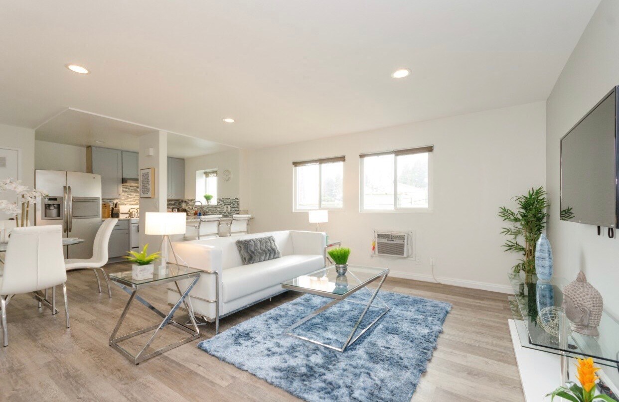 940 New Depot St, Los Angeles, CA for sale Interior Photo- Image 1 of 32