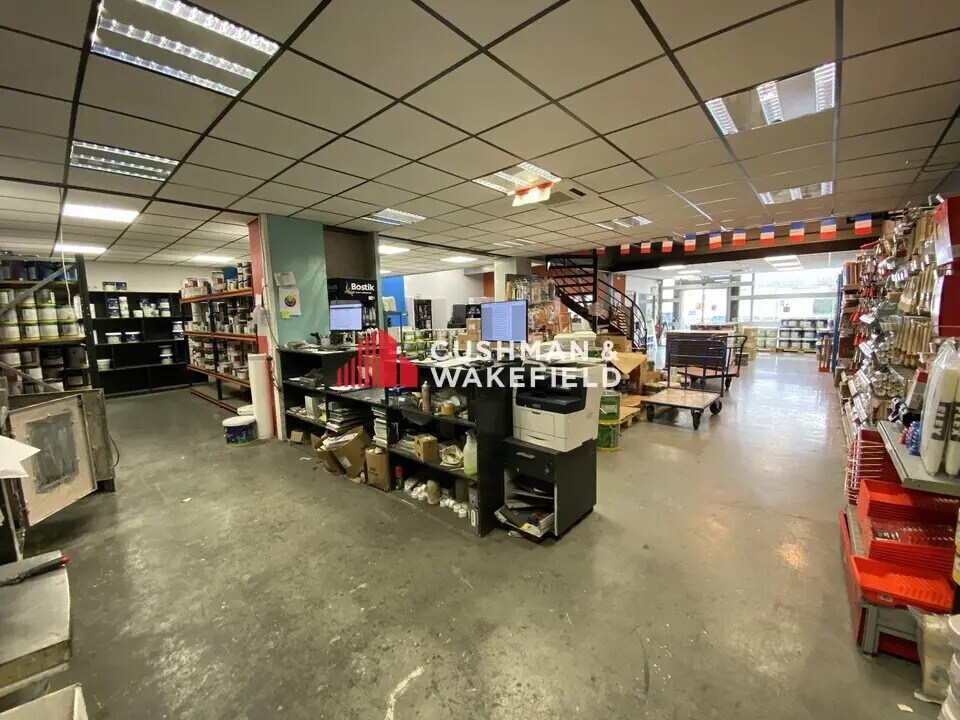 Flex in Toulouse for lease Interior Photo- Image 1 of 6