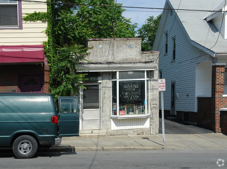 2303 15th St, Troy, NY for sale - Building Photo - Image 3 of 4