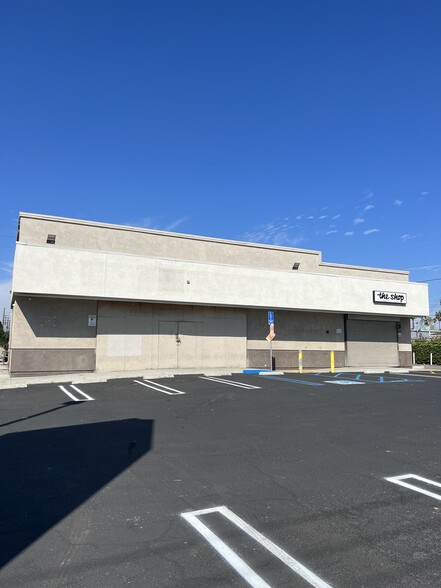 15228-15230 S Avalon Blvd, Compton, CA for sale - Building Photo - Image 3 of 11