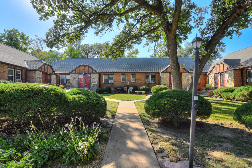 816 N 36th St, Omaha, NE for sale - Building Photo - Image 1 of 53