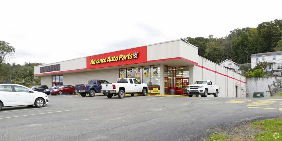 5700 Smithfield St, Mckeesport, PA for lease - Primary Photo - Image 1 of 6