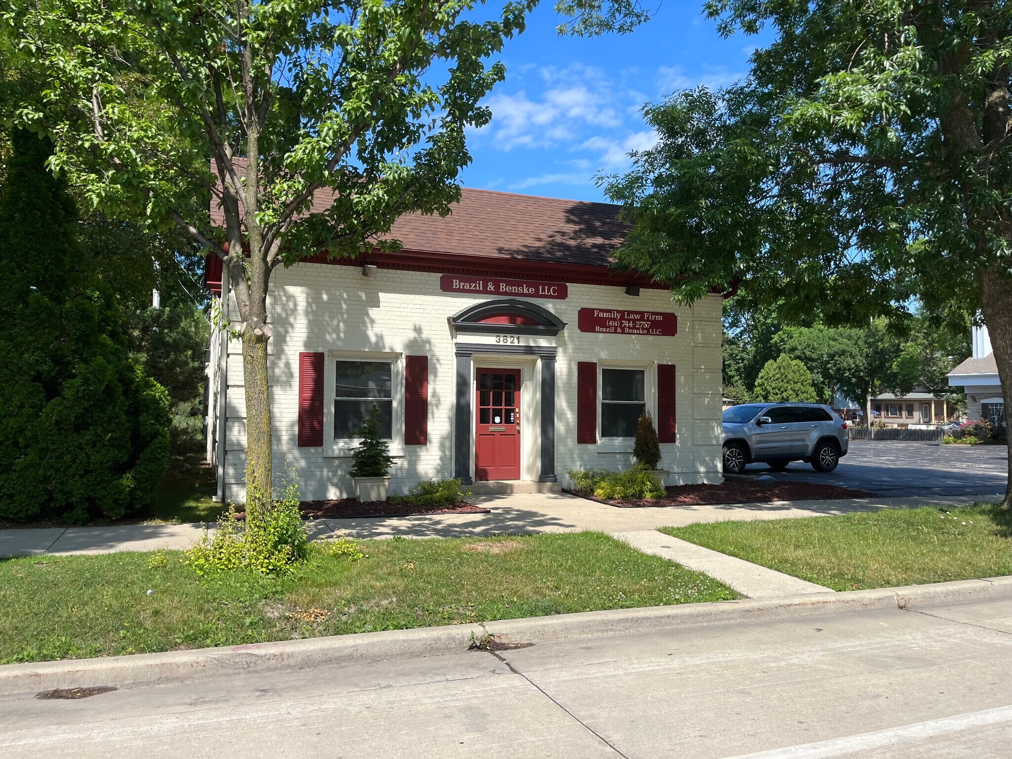 3821 S Howell Ave, Milwaukee, WI for sale Building Photo- Image 1 of 1