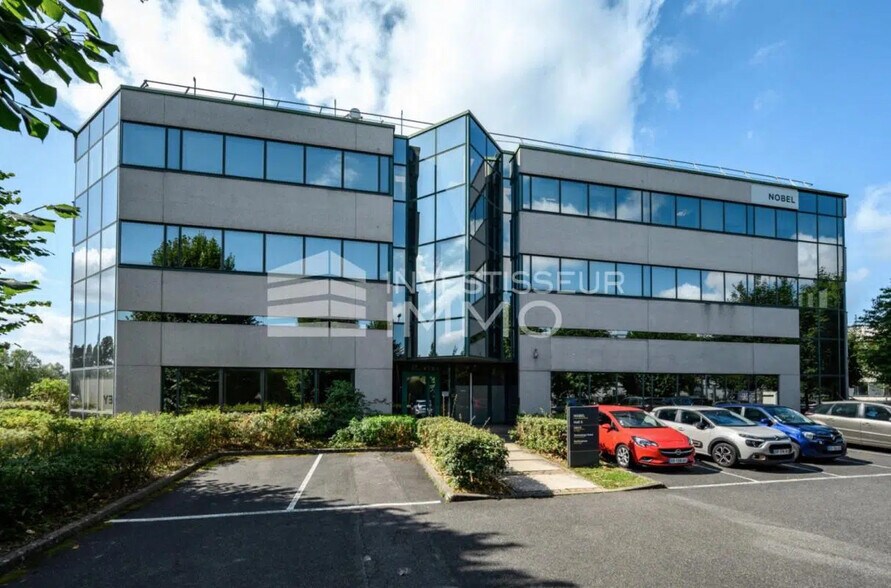 Flex in Antony for lease - Building Photo - Image 3 of 3