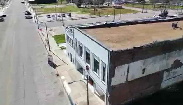 423 Procter St, Port Arthur, TX for lease - Commercial Listing Video - Image 2 of 6