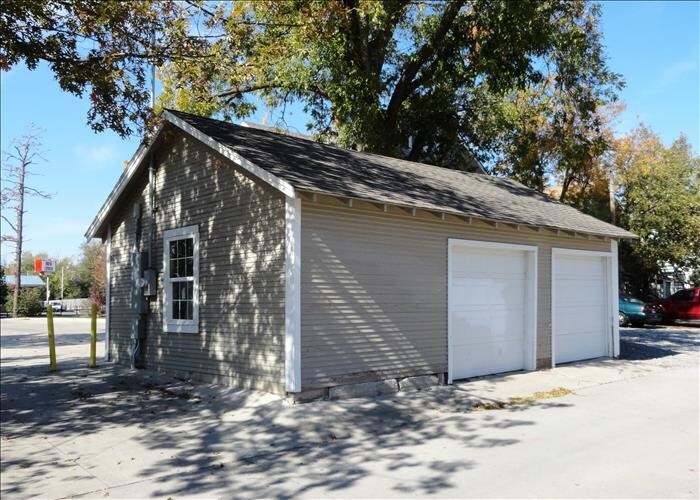 723 Asp Ave, Norman, OK for sale Primary Photo- Image 1 of 1