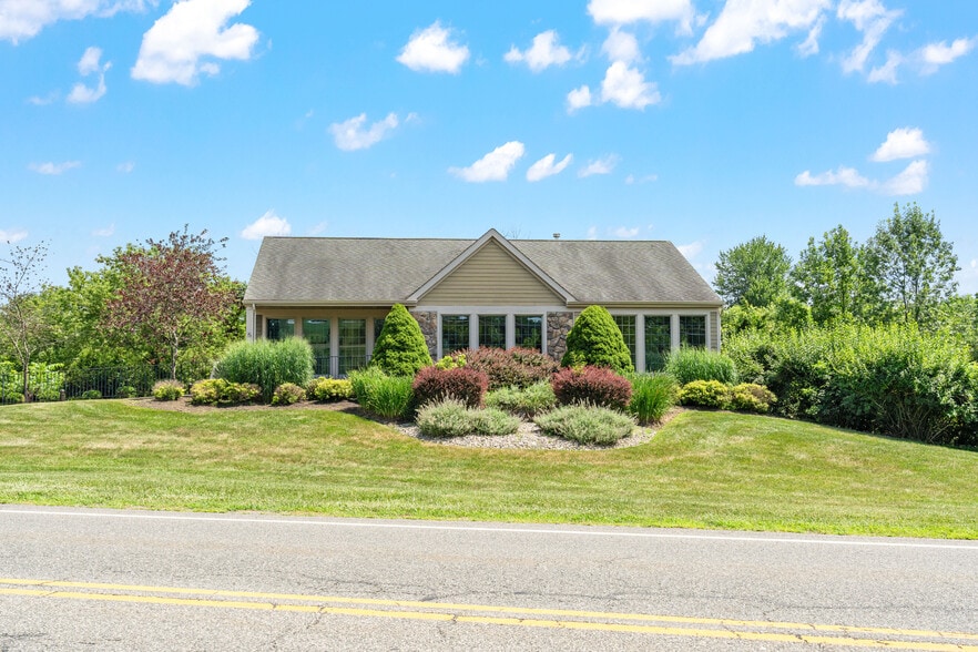 5 Plains Rd, Augusta, NJ for sale - Building Photo - Image 1 of 11